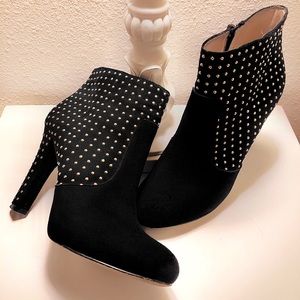 Gold studs suede bootie